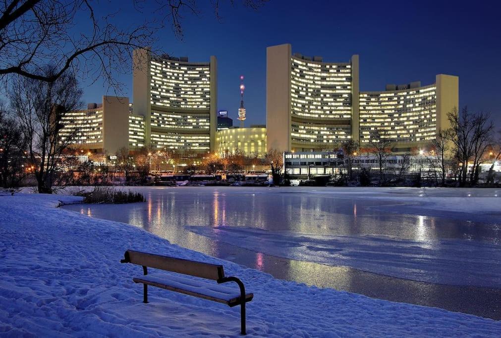 Enjoy Apartments, Quiet Street, With Two Bedrooms Sleeps 6 Ac Wien